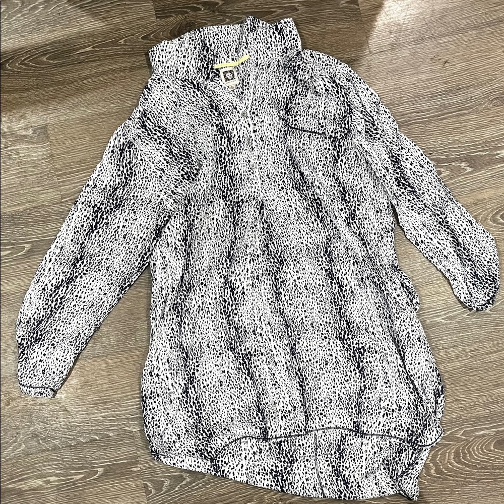 Anne Klein tunic!